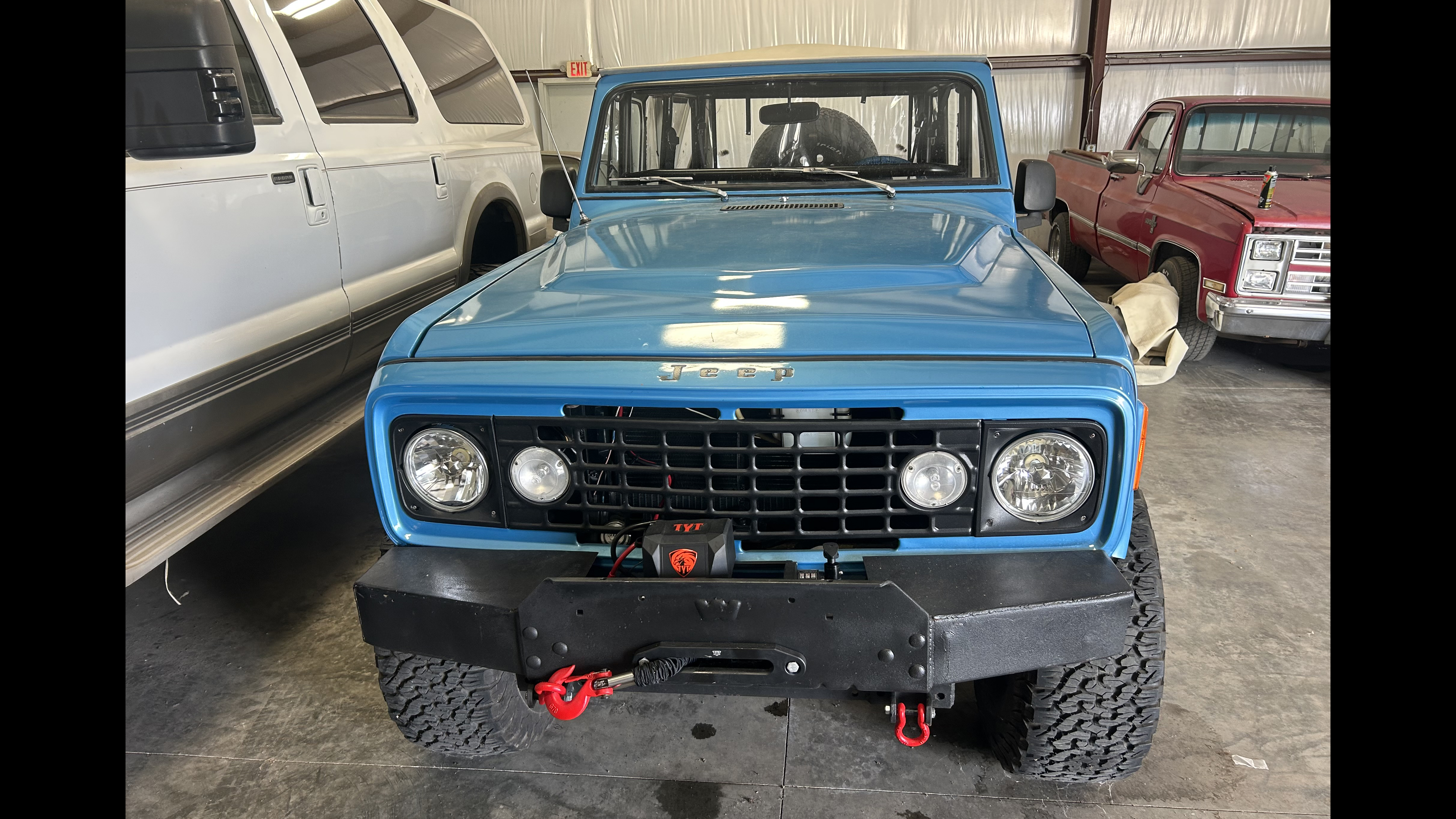 5th Image of a 1973 JEEP COMMANDO