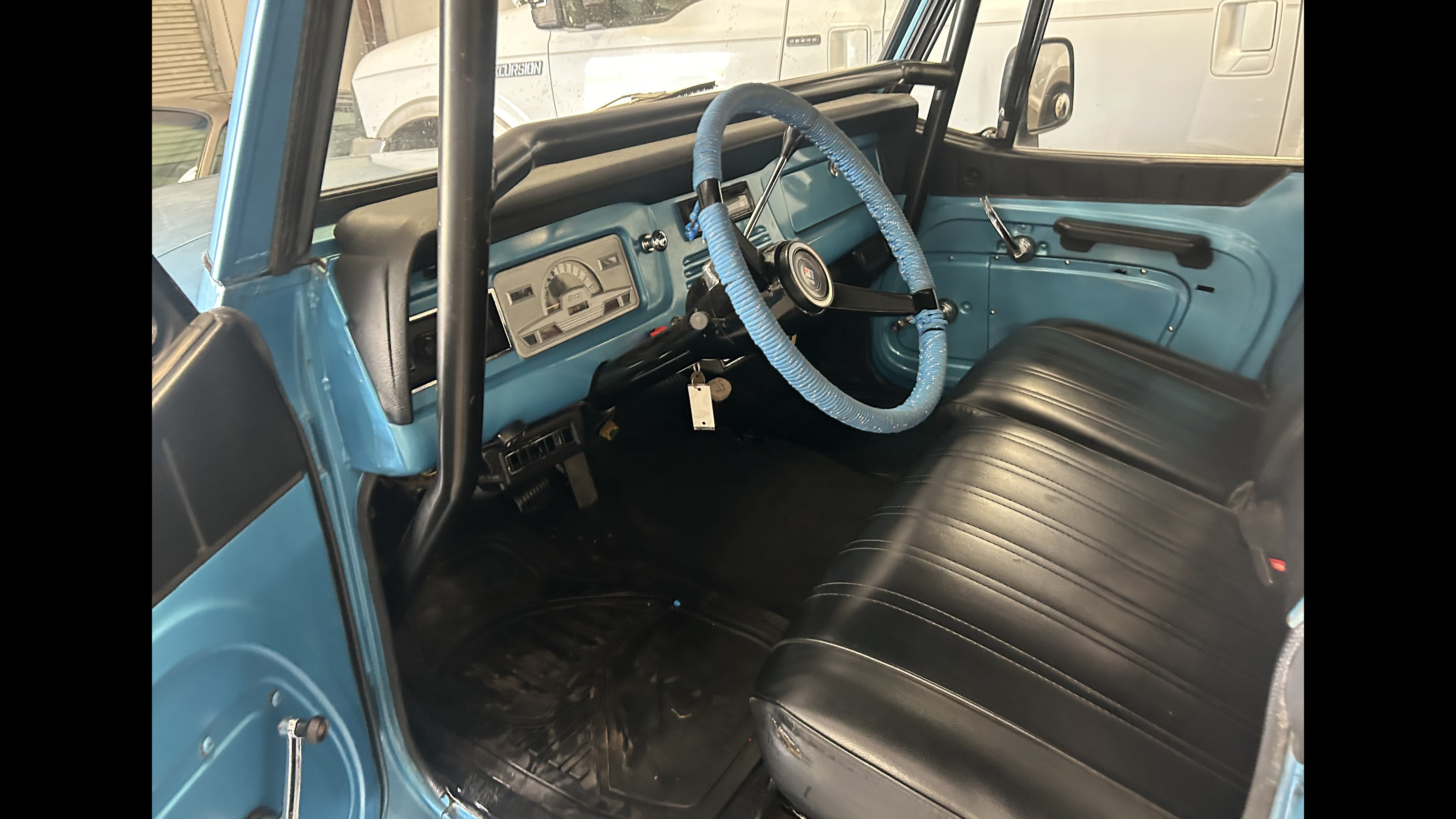 9th Image of a 1973 JEEP COMMANDO