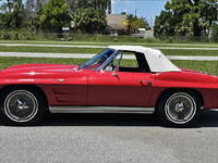 Image 5 of 16 of a 1964 CHEVROLET CORVETTE