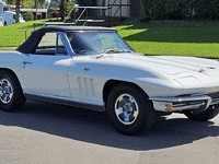 Image 2 of 17 of a 1966 CHEVROLET CORVETTE