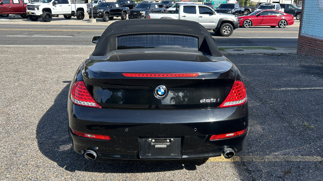 2nd Image of a 2008 BMW 650I