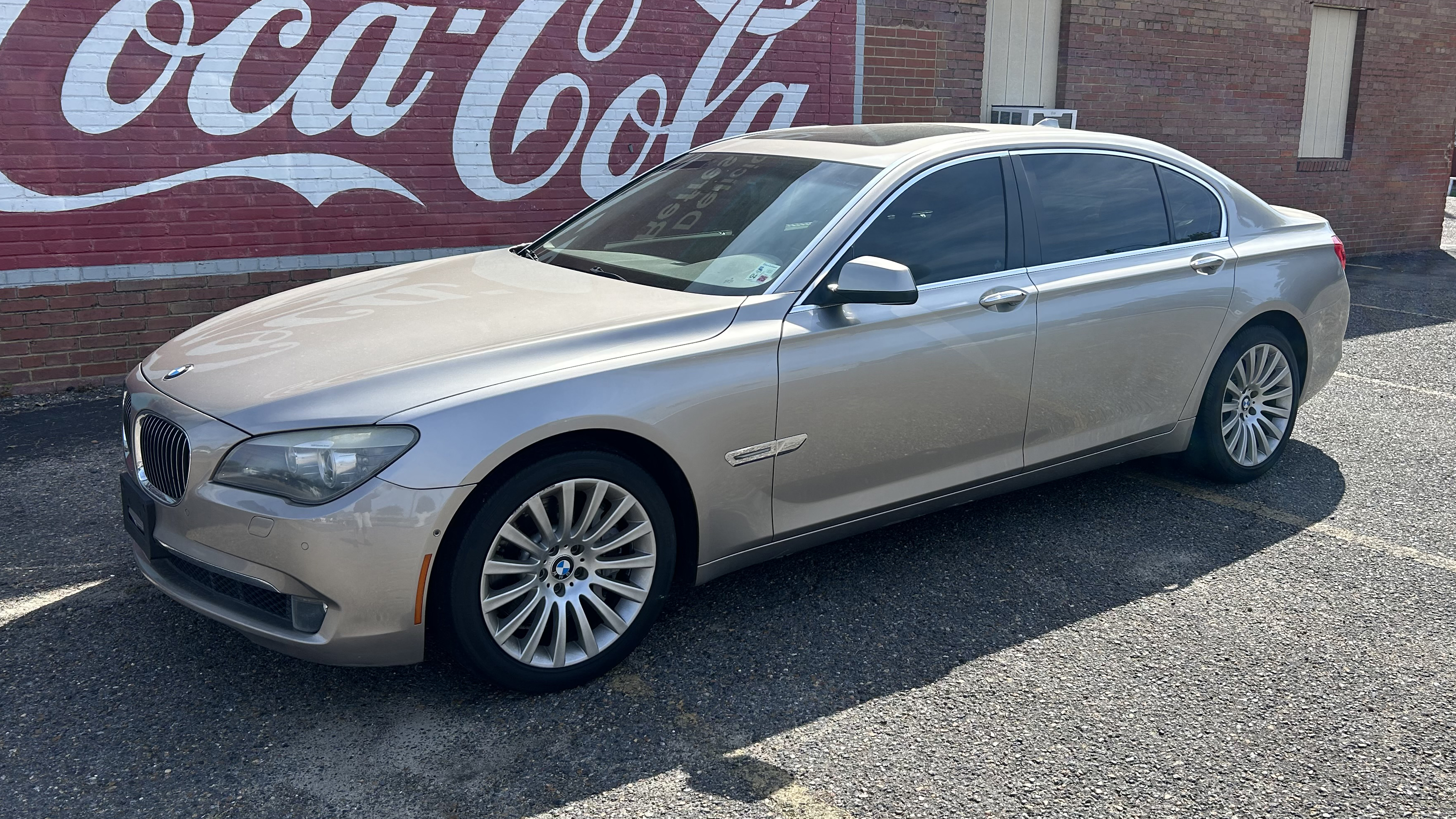 0th Image of a 2009 BMW 750 LI