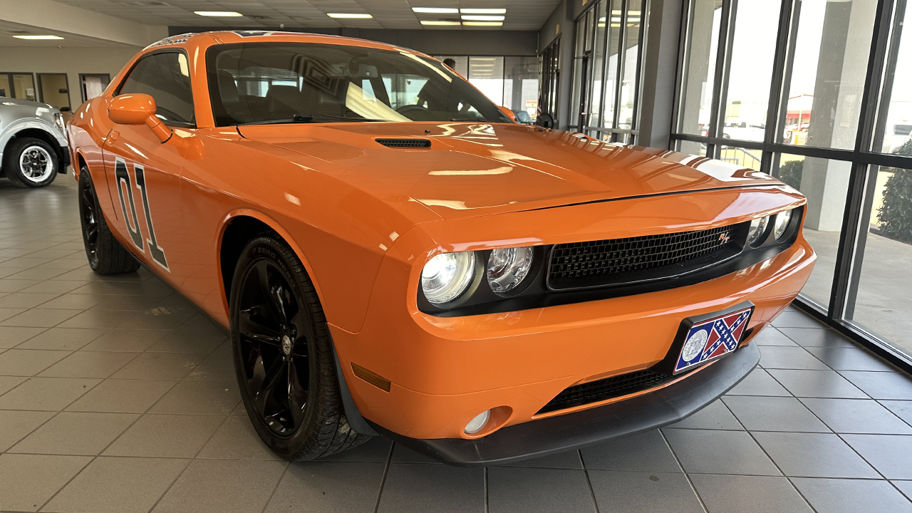 0th Image of a 2014 DODGE CHALLENGER