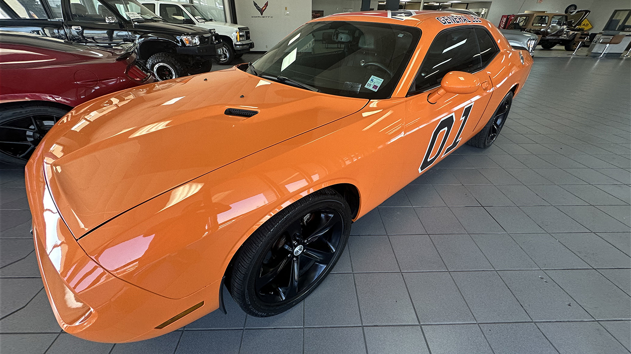 1st Image of a 2014 DODGE CHALLENGER