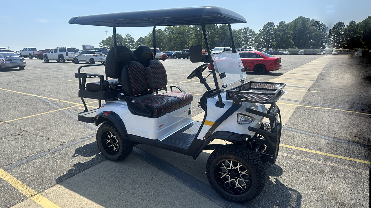 0th Image of a 2023 GOLF CART N/A