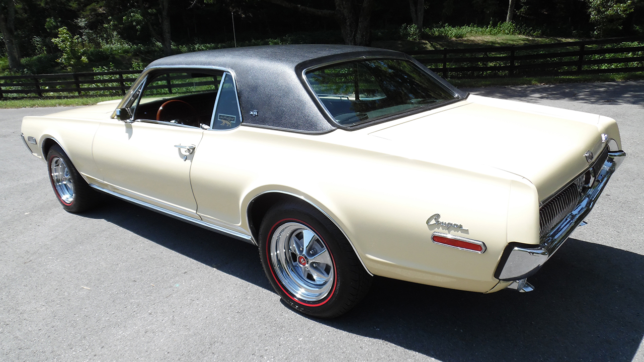 3rd Image of a 1968 MERCURY COUGAR XR7