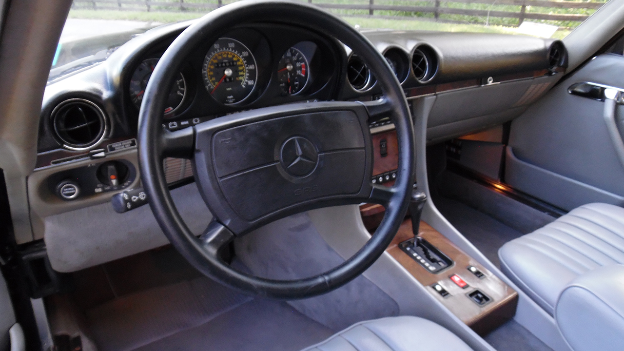 9th Image of a 1987 MERCEDES 560 SL