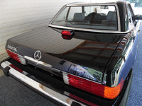 Image 6 of 20 of a 1987 MERCEDES 560 SL