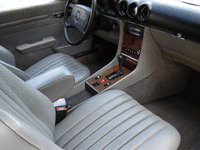 Image 12 of 20 of a 1987 MERCEDES 560 SL