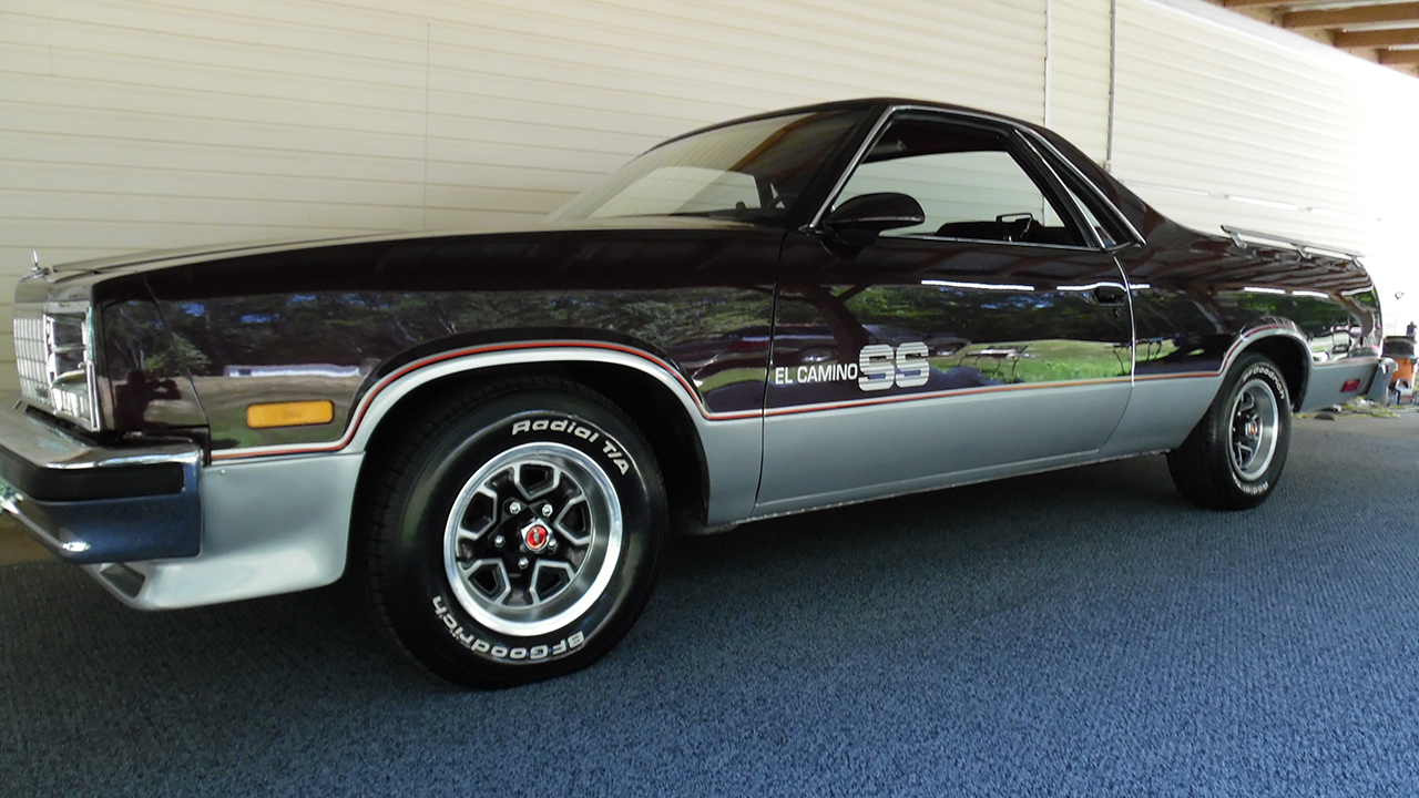 3rd Image of a 1986 CHEVROLET EL CAMINO