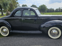 Image 2 of 8 of a 1940 FORD DELUXE