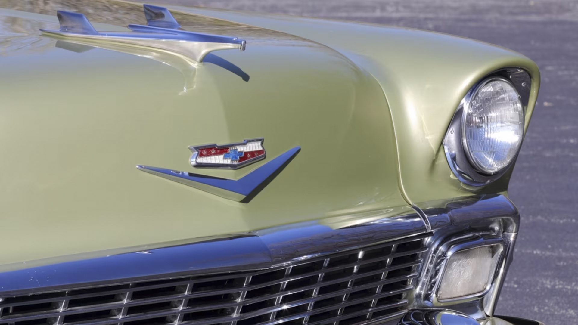 3rd Image of a 1956 CHEVROLET NOMAD