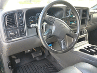 Image 9 of 18 of a 2004 CHEVROLET AVALANCHE 1500