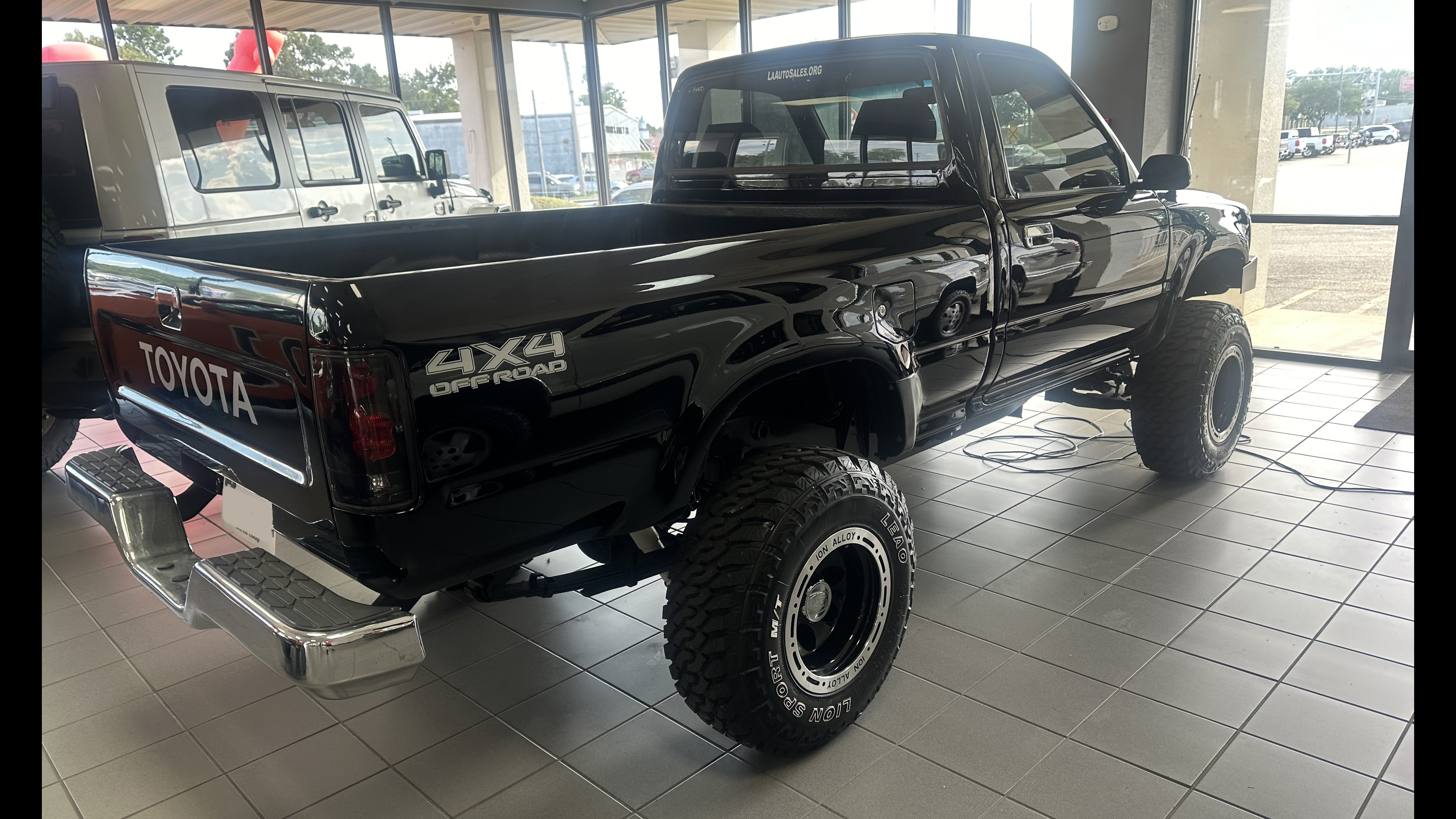 11th Image of a 1990 TOYOTA TACOMA