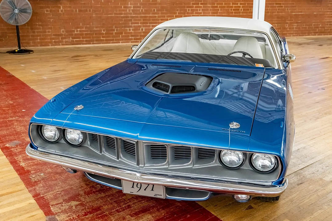 5th Image of a 1971 PLYMOUTH BARRACUDA