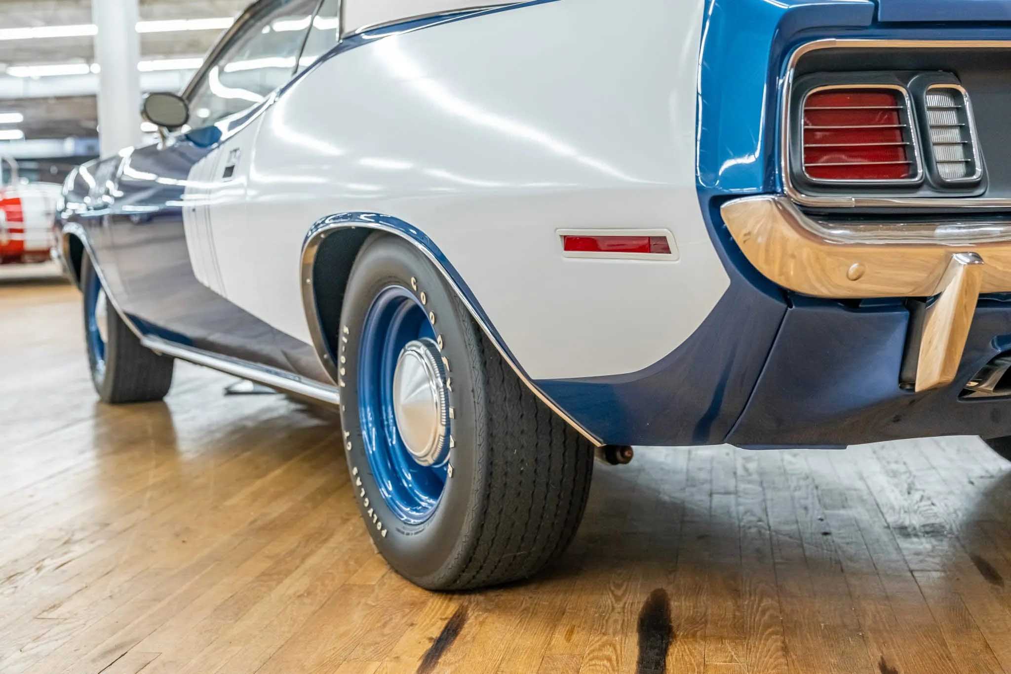 13th Image of a 1971 PLYMOUTH BARRACUDA