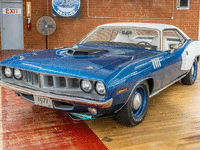 Image 2 of 29 of a 1971 PLYMOUTH BARRACUDA