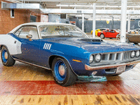 Image 3 of 29 of a 1971 PLYMOUTH BARRACUDA