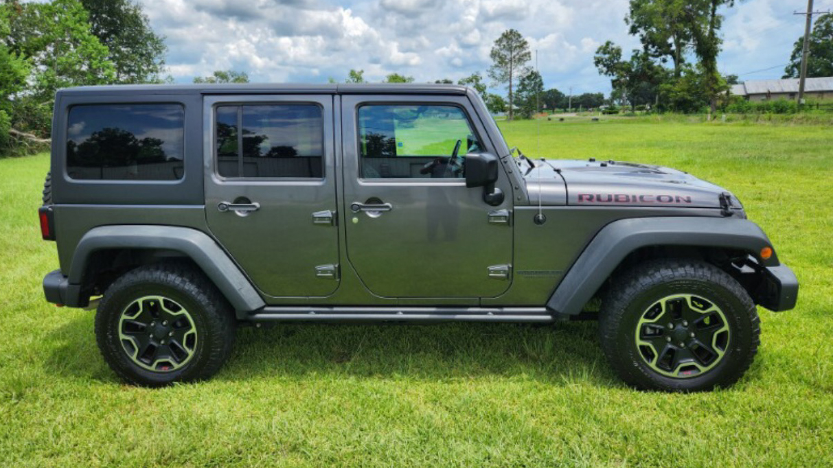 5th Image of a 2016 JEEP RUBICON