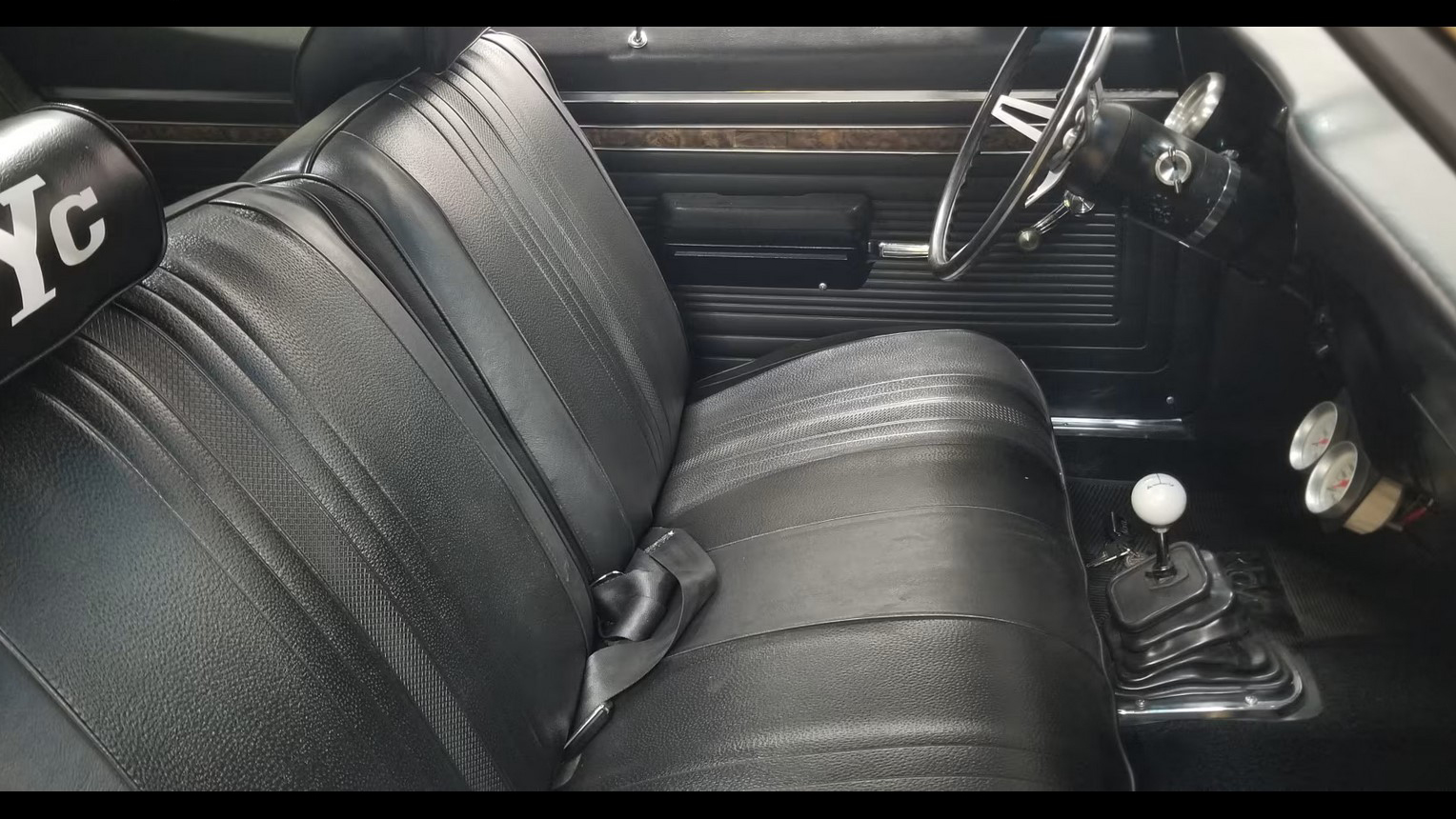 4th Image of a 1972 CHEVROLET NOVA