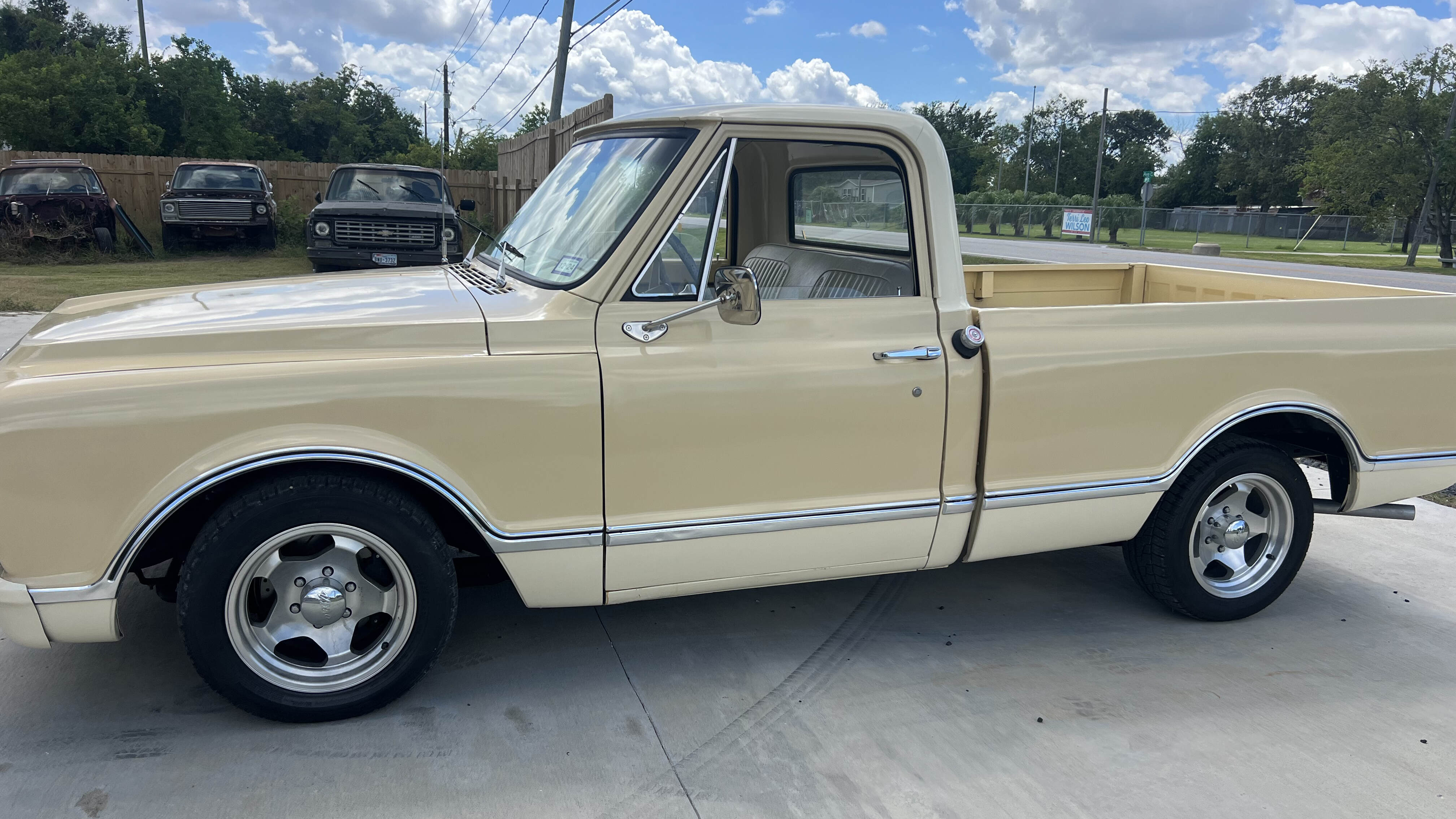 1st Image of a 1967 CHEVROLET C10