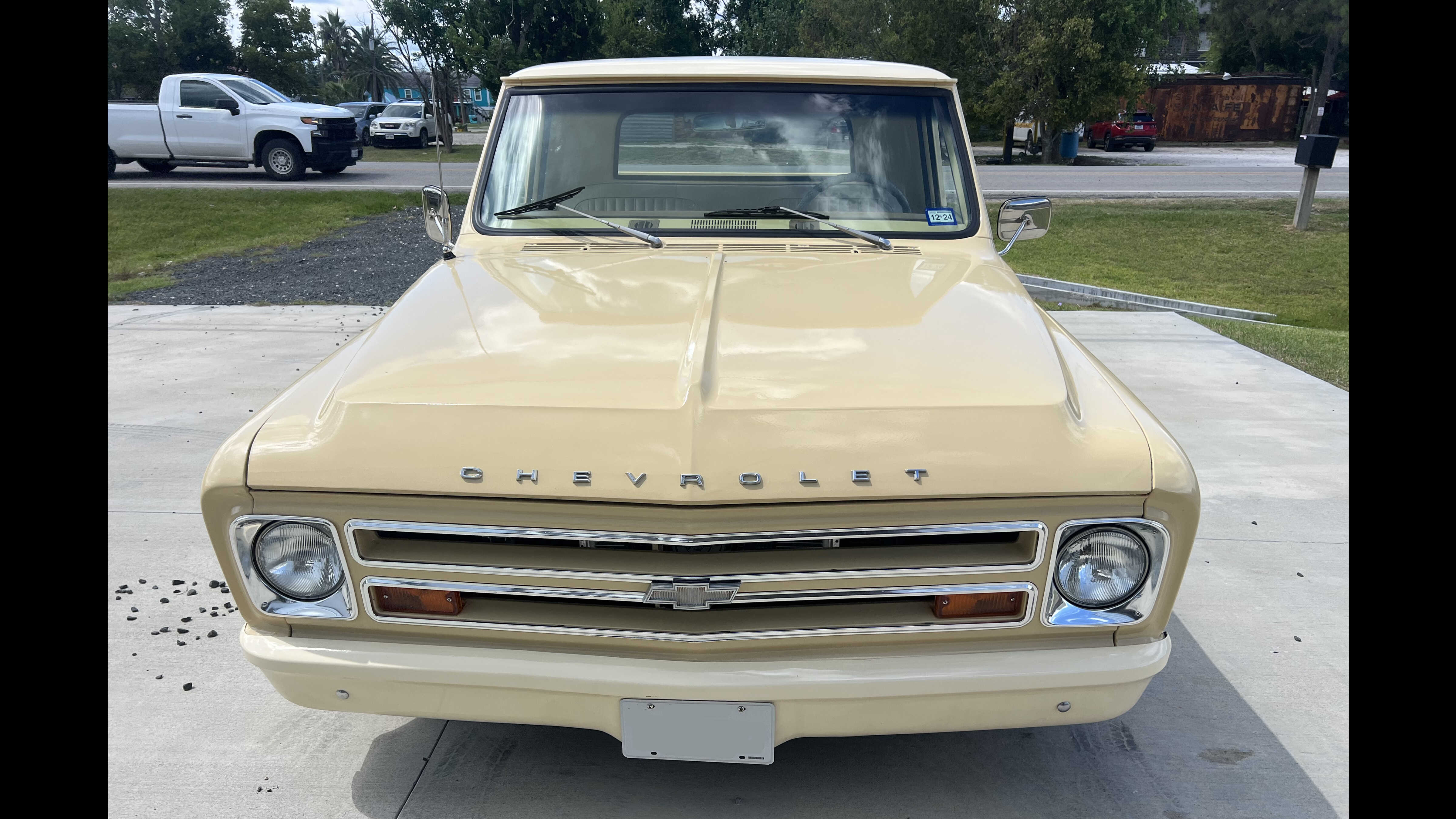 3rd Image of a 1967 CHEVROLET C10