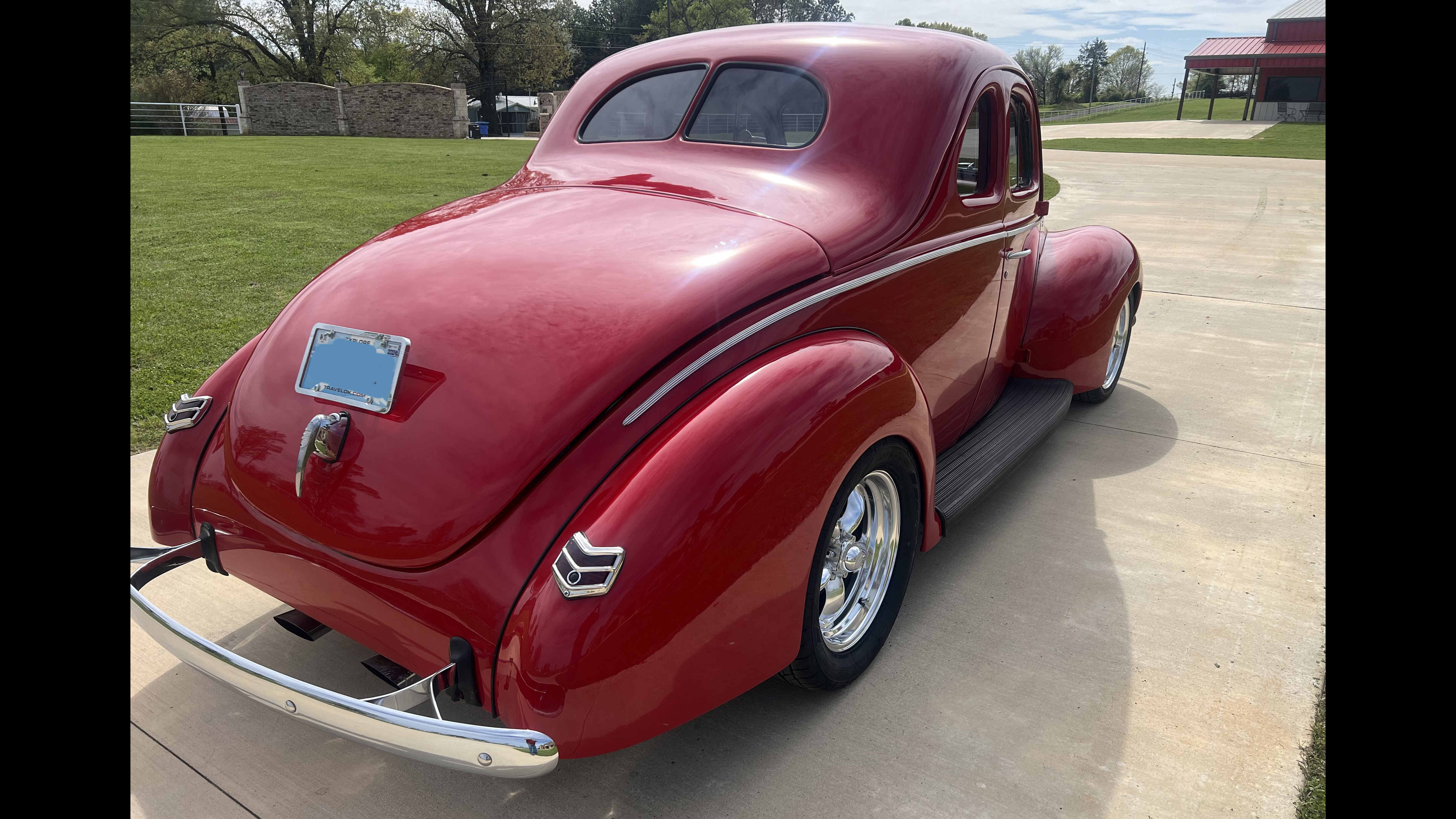 3rd Image of a 1940 FORD COUPE