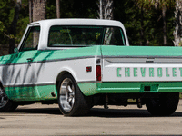 Image 3 of 11 of a 1972 CHEVROLET C10