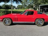 Image 2 of 10 of a 1966 CHEVROLET CORVETTE