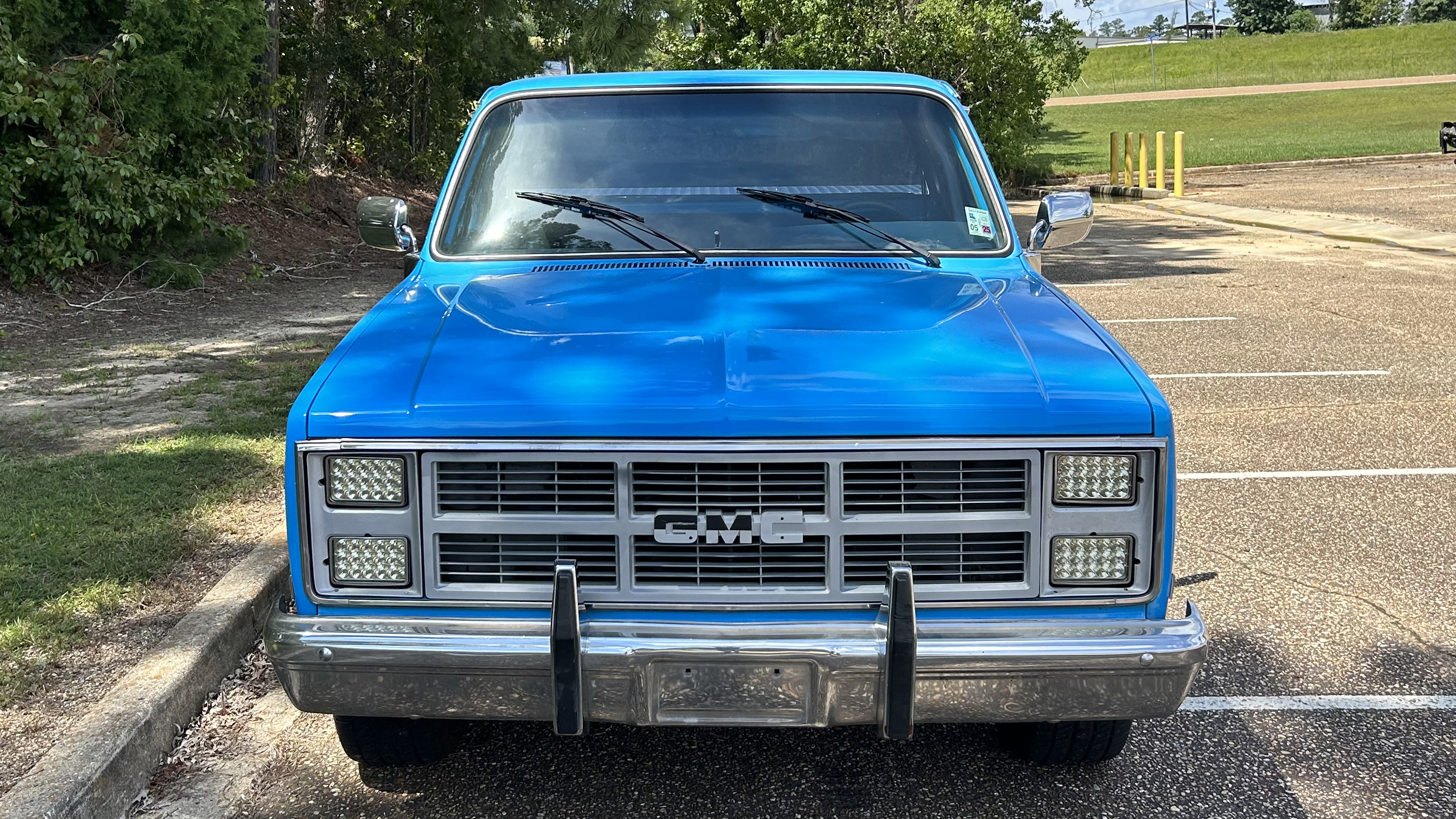 1st Image of a 1985 GMC SIERRA