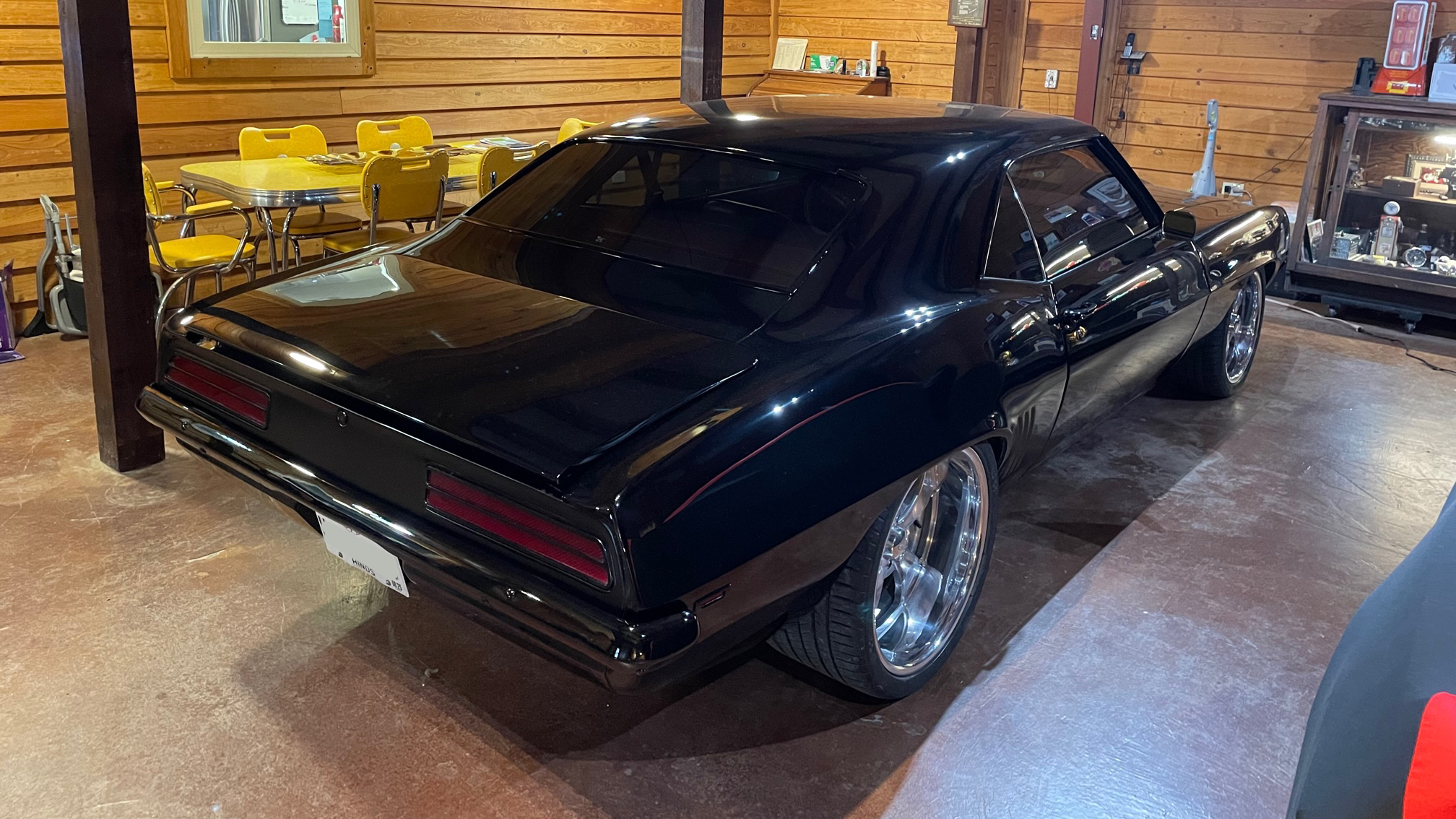 3rd Image of a 1969 CHEVROLET CAMARO RS