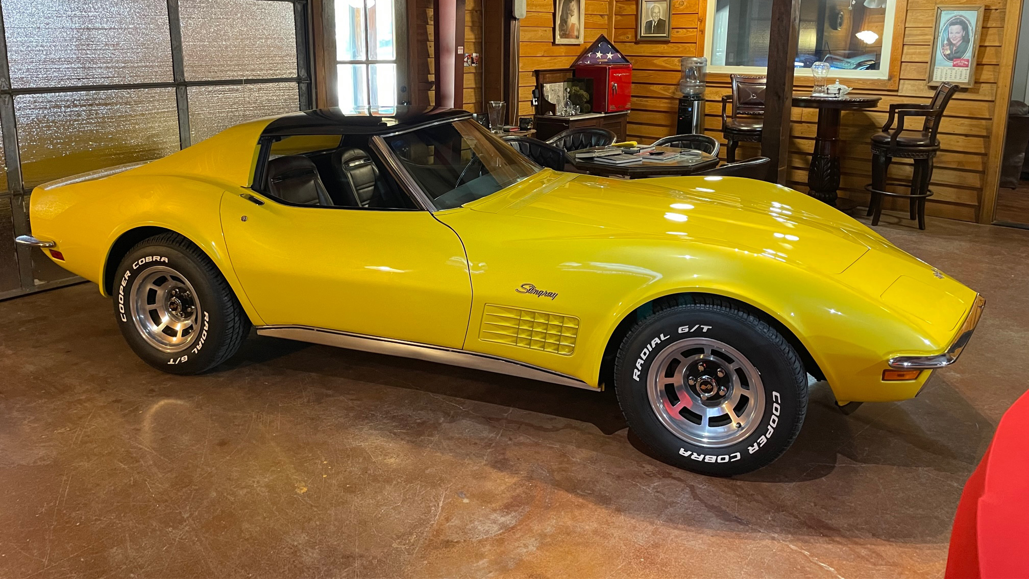 1st Image of a 1972 CHEVROLET CORVETTE