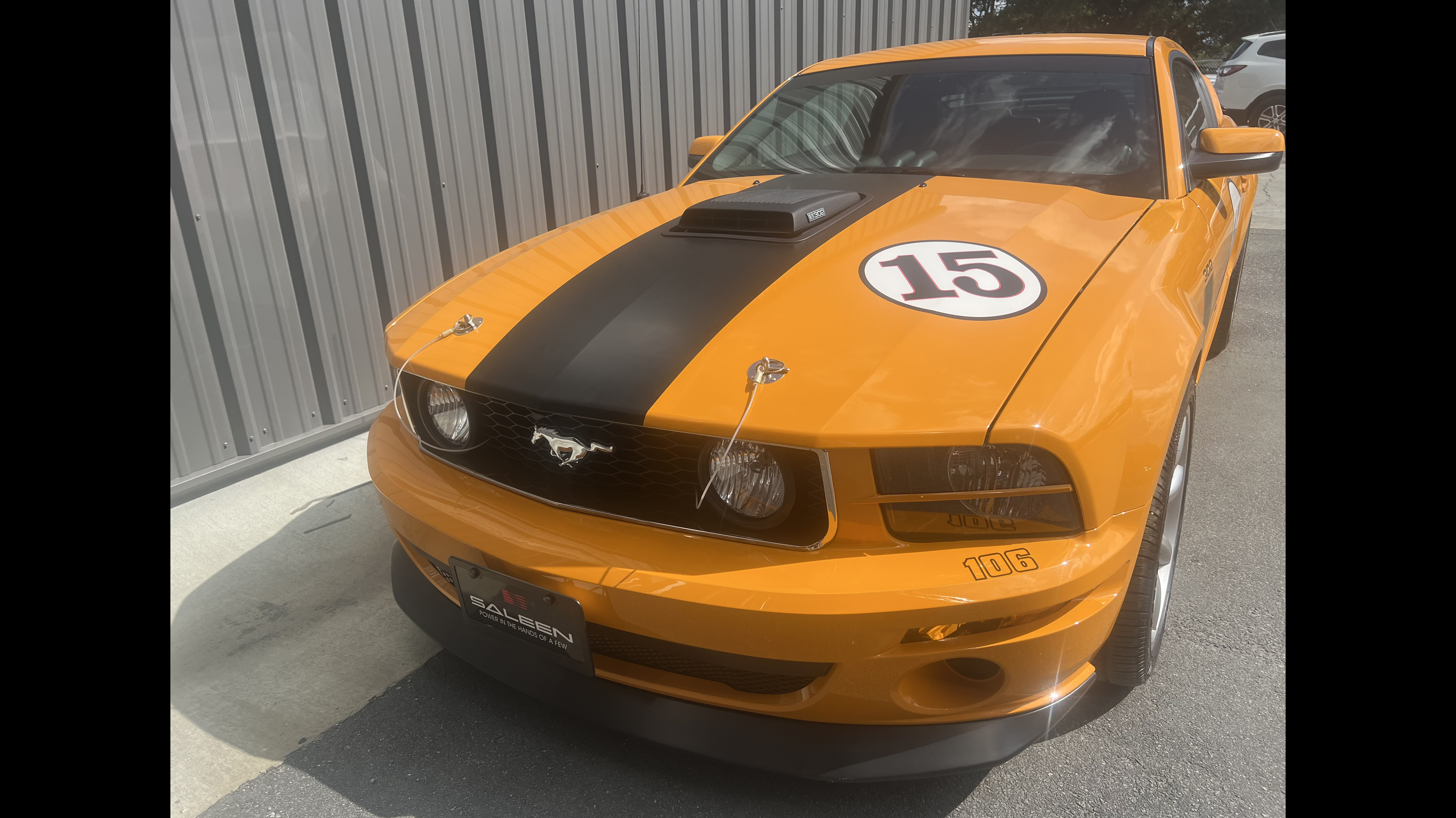 2nd Image of a 2007 FORD MUSTANG GT