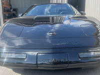 Image 4 of 11 of a 1992 CHEVROLET CORVETTE