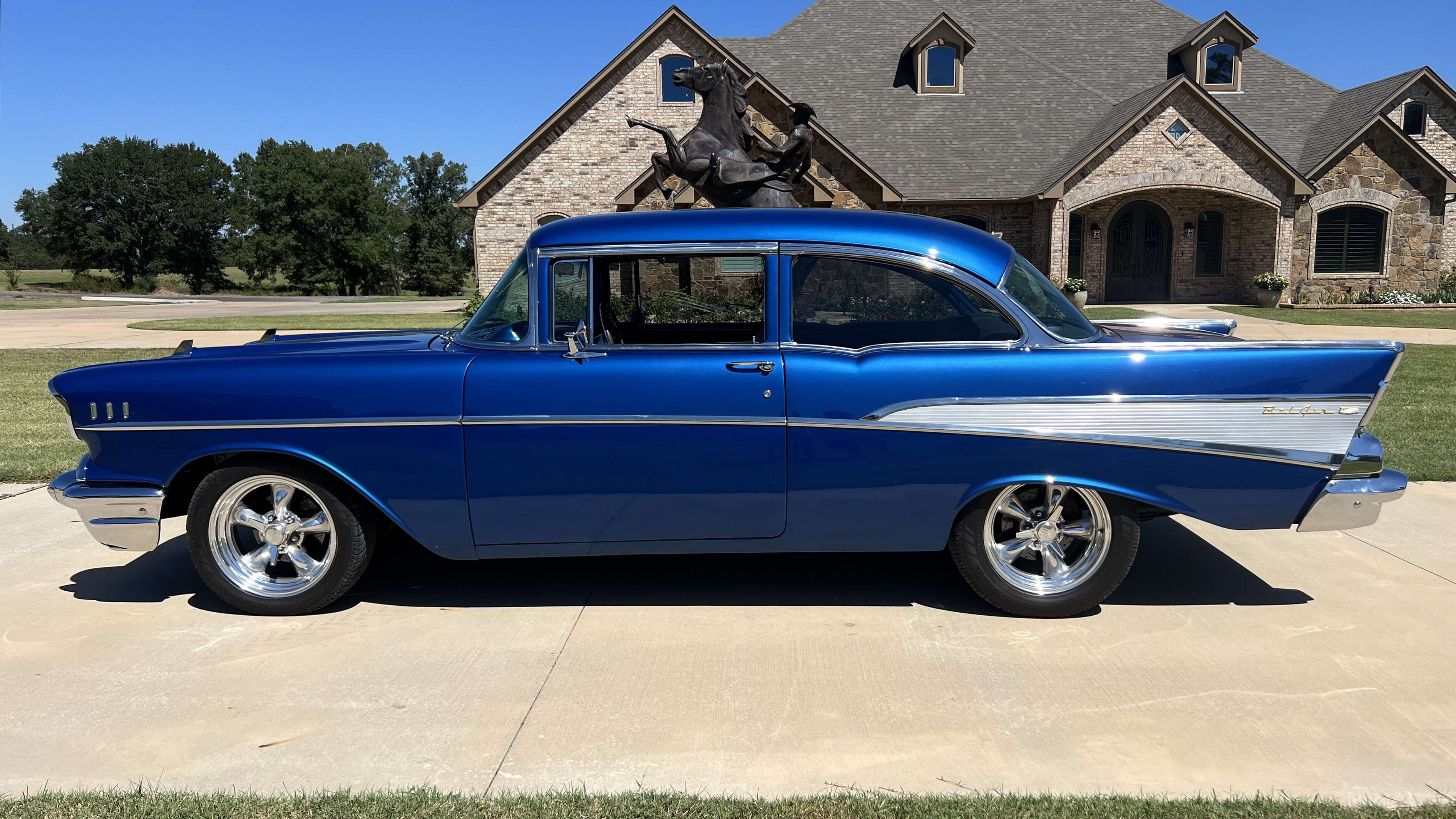 2nd Image of a 1957 CHEVROLET 210