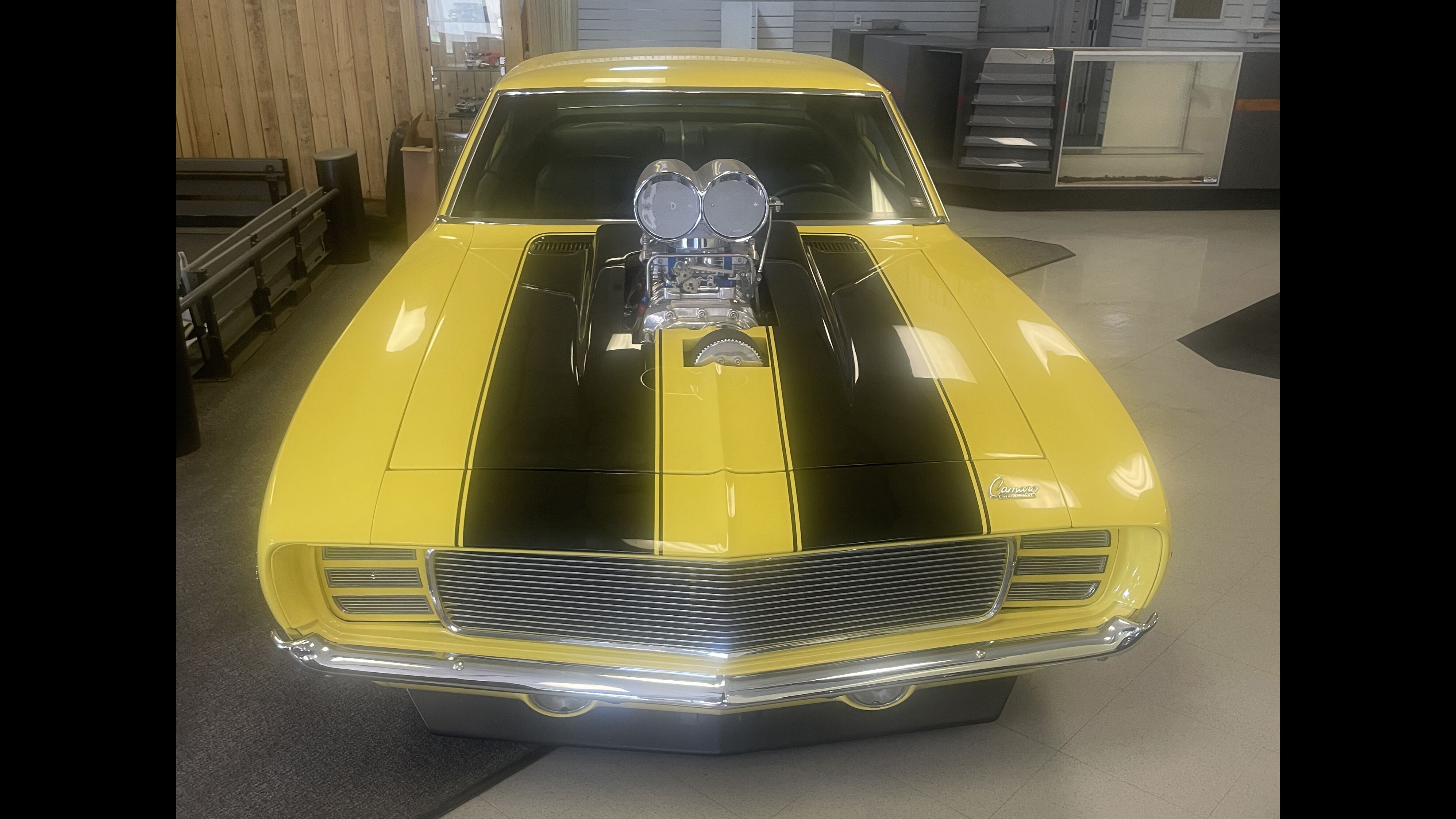 2nd Image of a 1969 CHEVROLET CAMARO