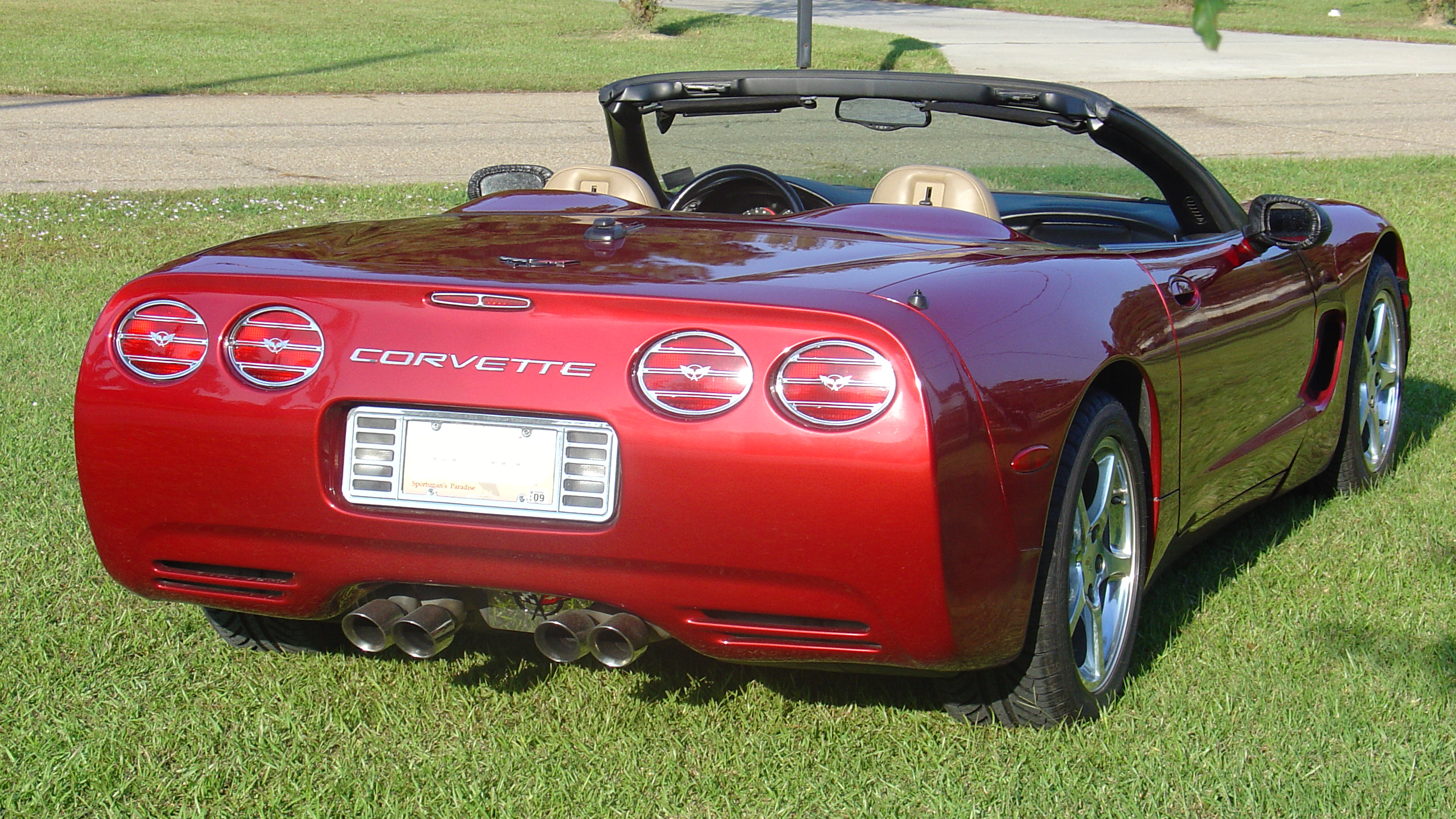 3rd Image of a 2001 CHEVROLET CORVETTE