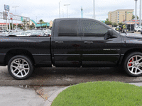 Image 6 of 20 of a 2005 DODGE RAM PICKUP 1500 SRT-10