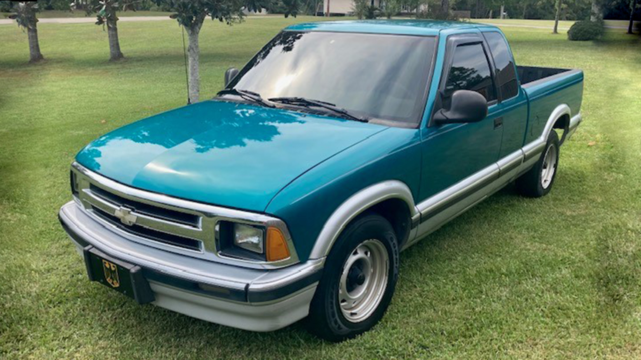 0th Image of a 1994 CHEVROLET S10