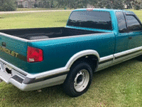 Image 9 of 14 of a 1994 CHEVROLET S10