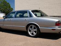 Image 4 of 23 of a 1998 JAGUAR XJ8 XJ L