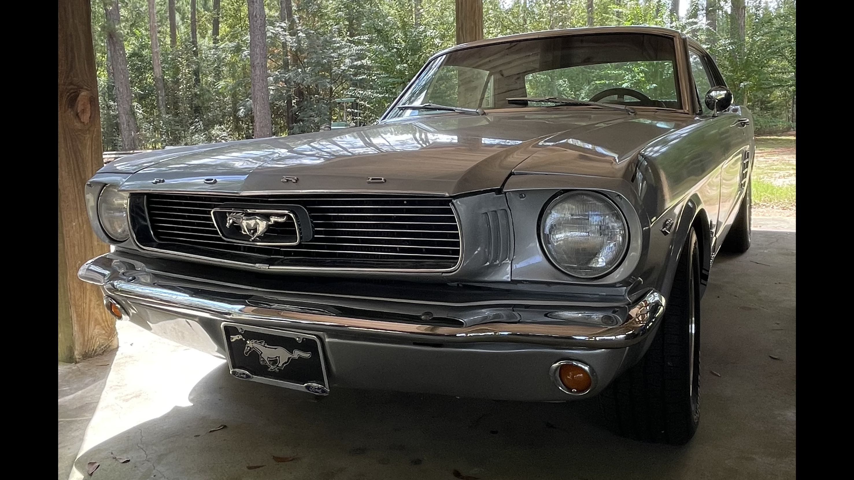 2nd Image of a 1966 FORD MUSTANG