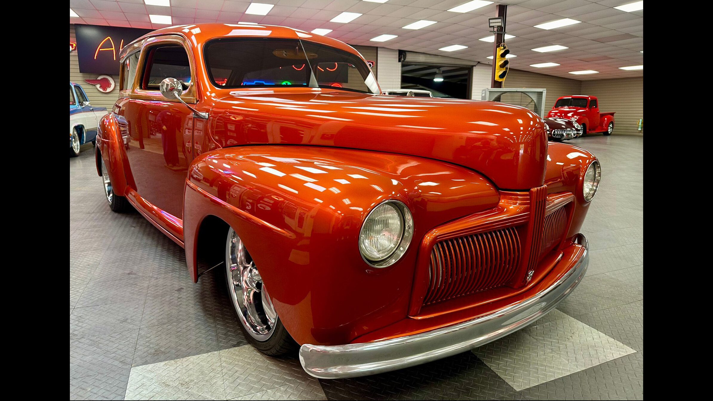 3rd Image of a 1948 FORD WOODY