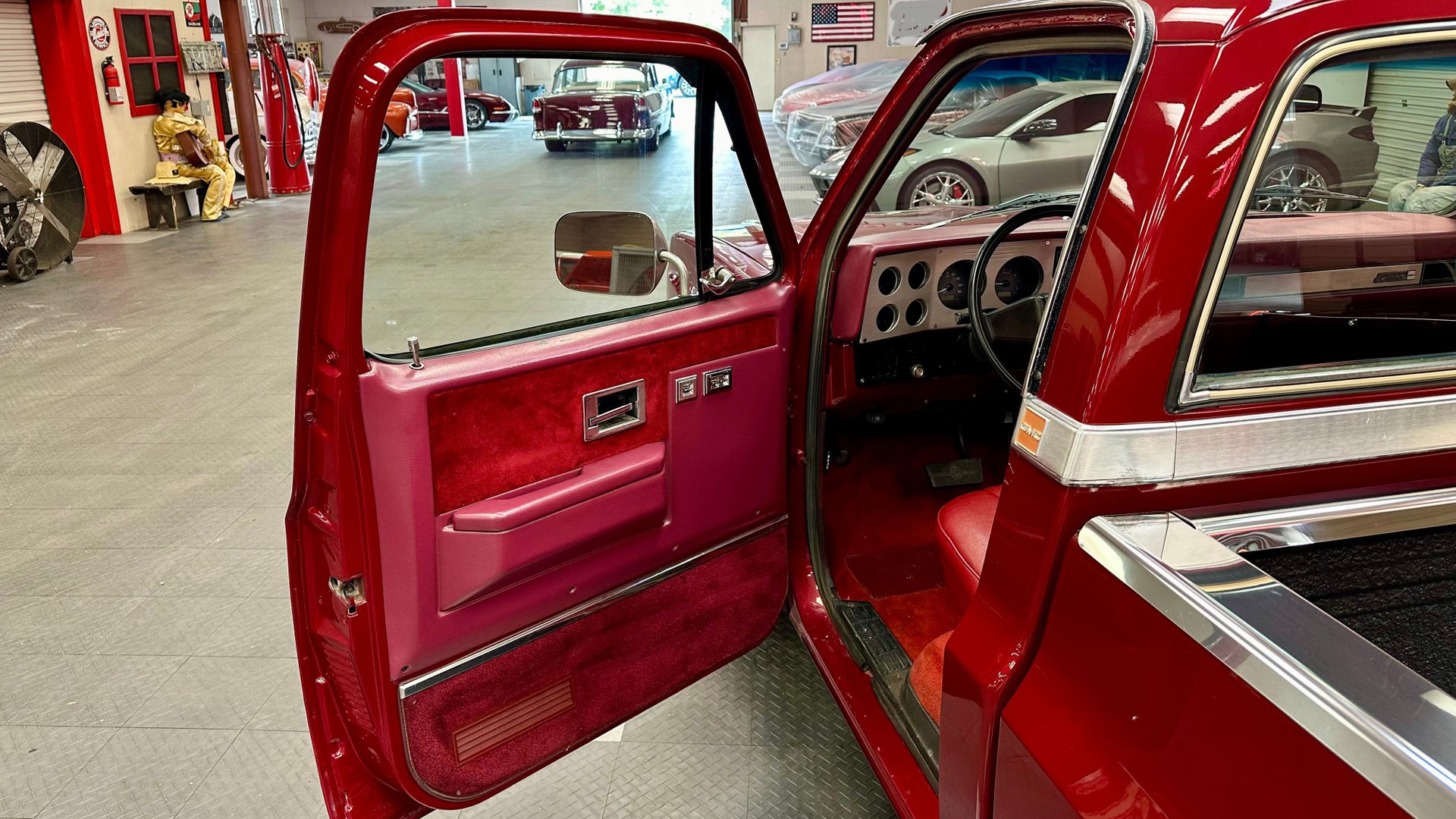 7th Image of a 1983 GMC C1500