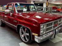 Image 2 of 16 of a 1983 GMC C1500