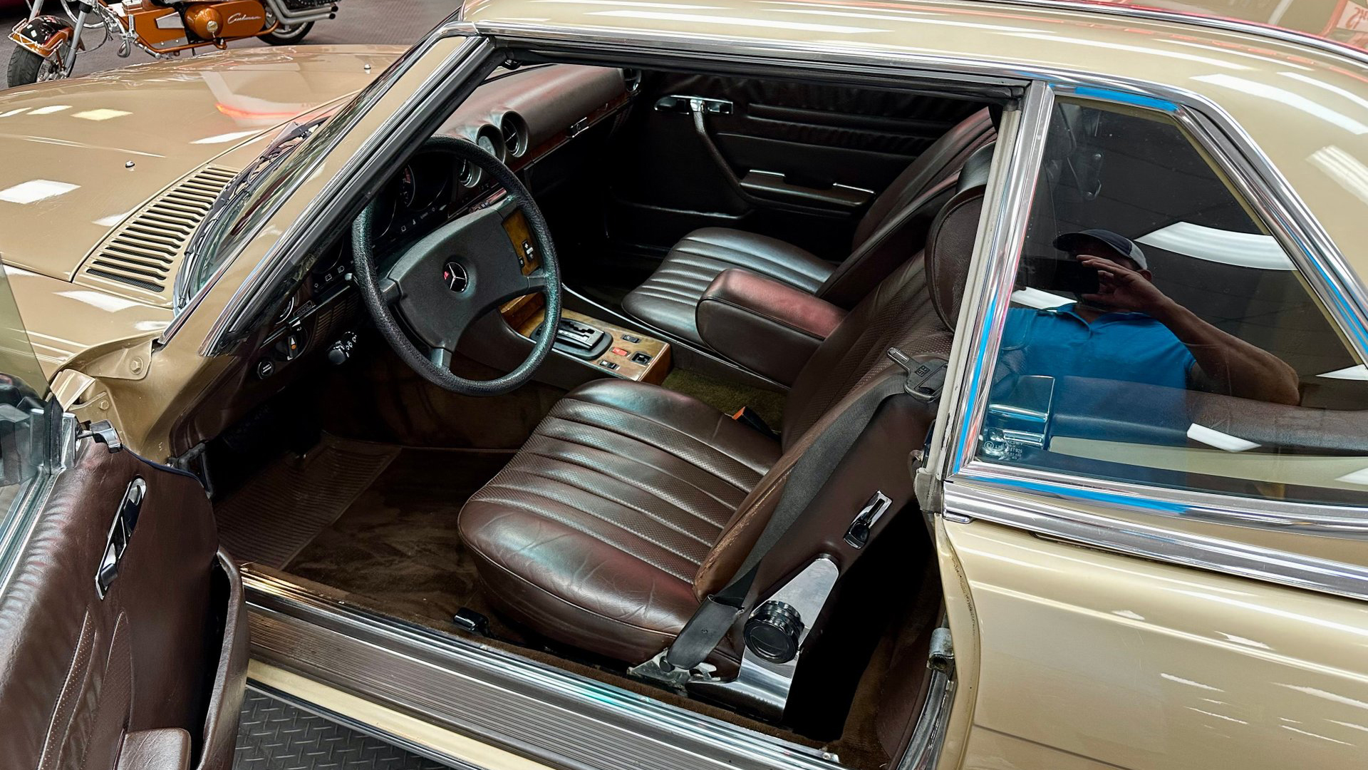 12th Image of a 1985 MERCEDES-BENZ 380 380SL