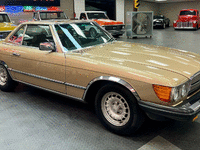 Image 4 of 27 of a 1985 MERCEDES-BENZ 380 380SL