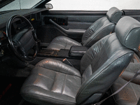 Image 18 of 28 of a 1992 CHEVROLET CAMARO IROC Z28