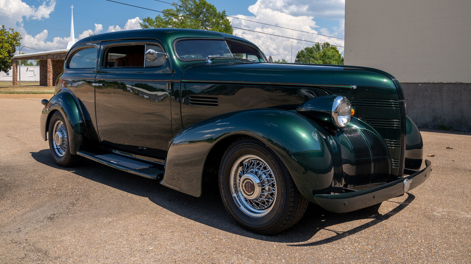 2nd Image of a 1939 PONTIAC 2D