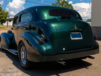 Image 6 of 28 of a 1939 PONTIAC 2D